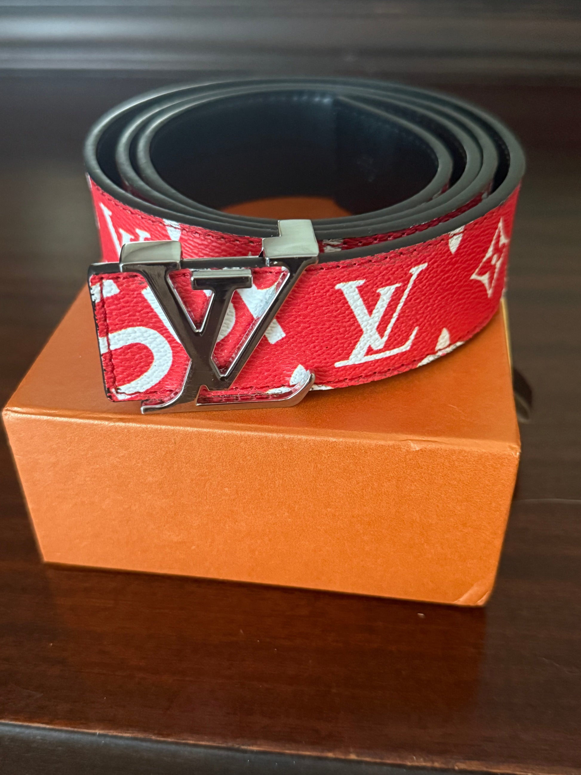 Louis Vuitton X Supreme Belt